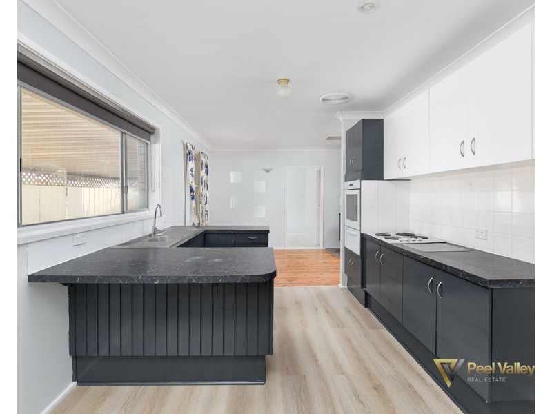 18 Waree Drive, Tamworth NSW 2340