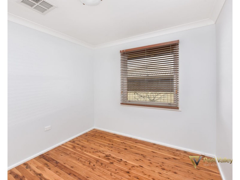 18 Waree Drive, Tamworth NSW 2340