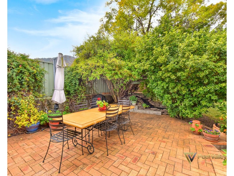 12 Woodburn Way East, Tamworth NSW 2340