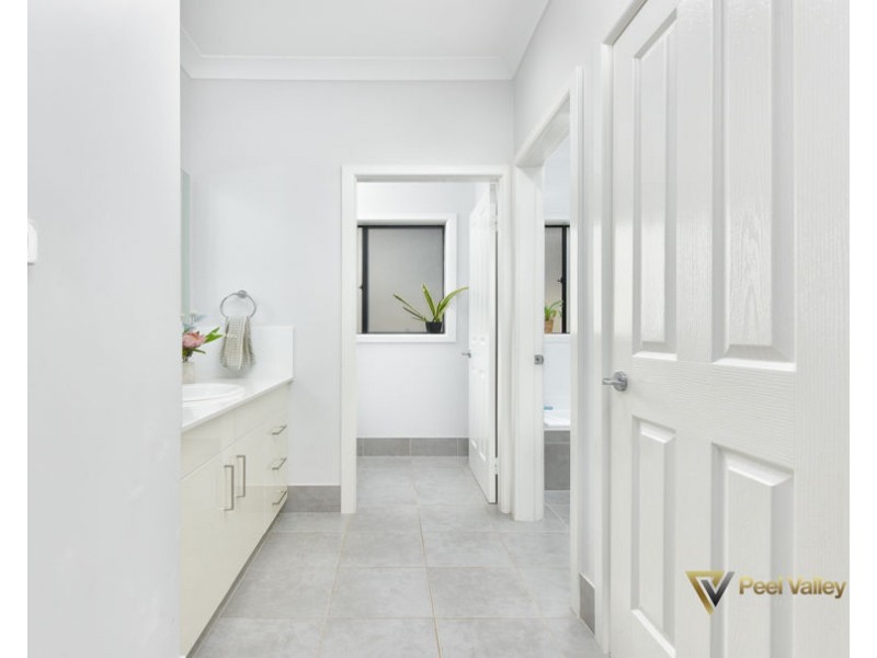 21 Falcon Drive Calala, Tamworth NSW 2340