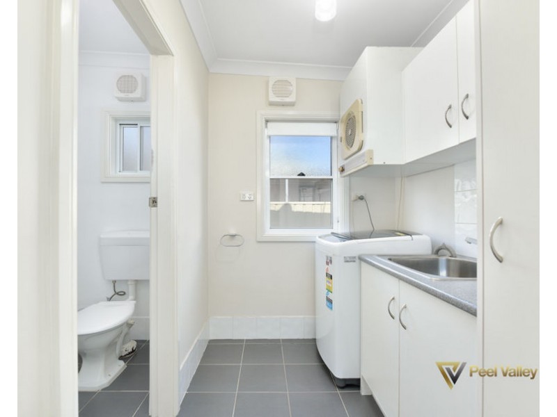 129 Piper Street, Tamworth NSW 2340