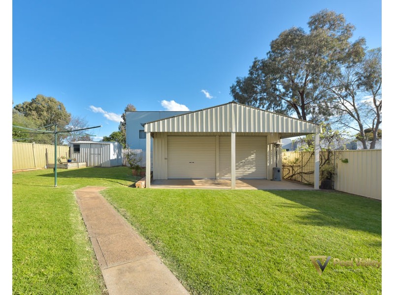 129 Piper Street, Tamworth NSW 2340