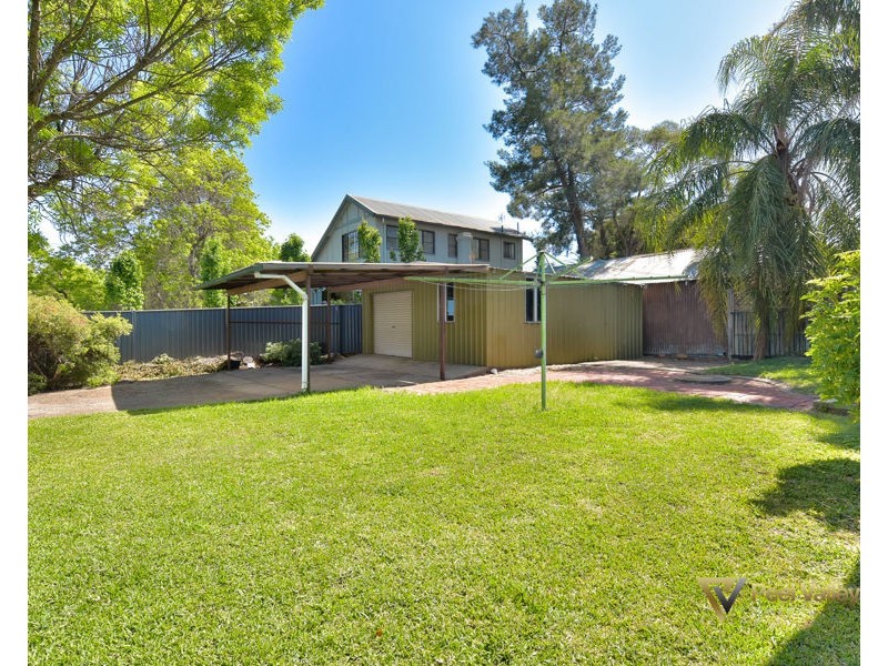 50 Roderick Street, Tamworth NSW 2340