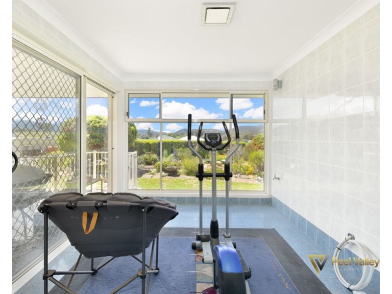 7 Acacia Place, Kootingal NSW 2352