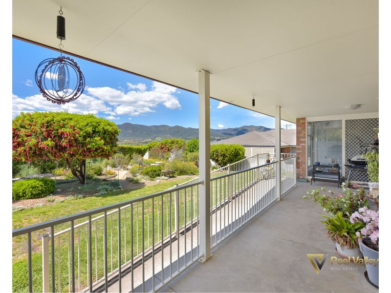 7 Acacia Place, Kootingal NSW 2352