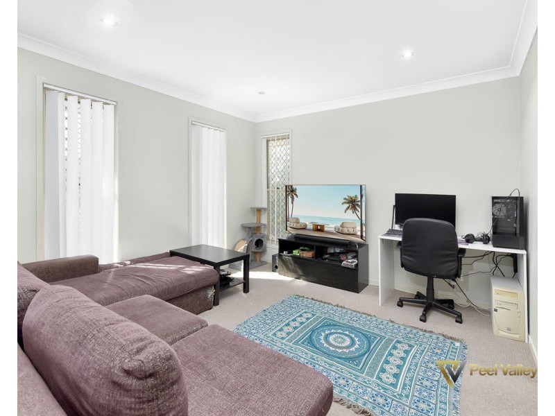 12 Carnegie Place, Tamworth NSW 2340