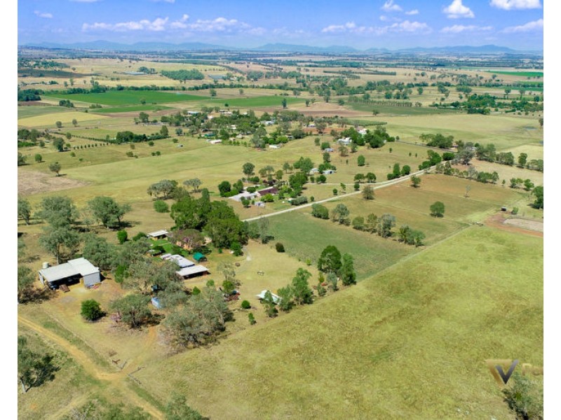 74 Martins Lane, Tamworth NSW 2340