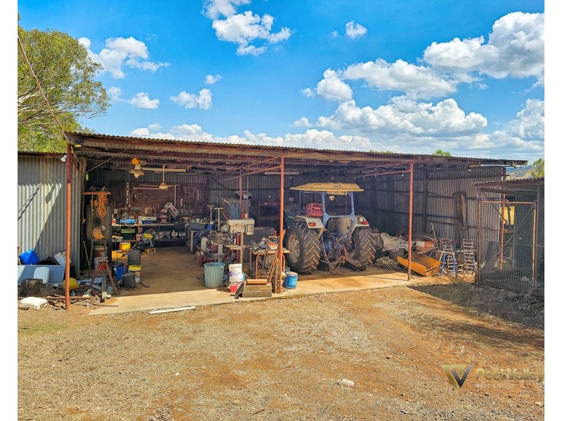 74 Martins Lane, Tamworth NSW 2340