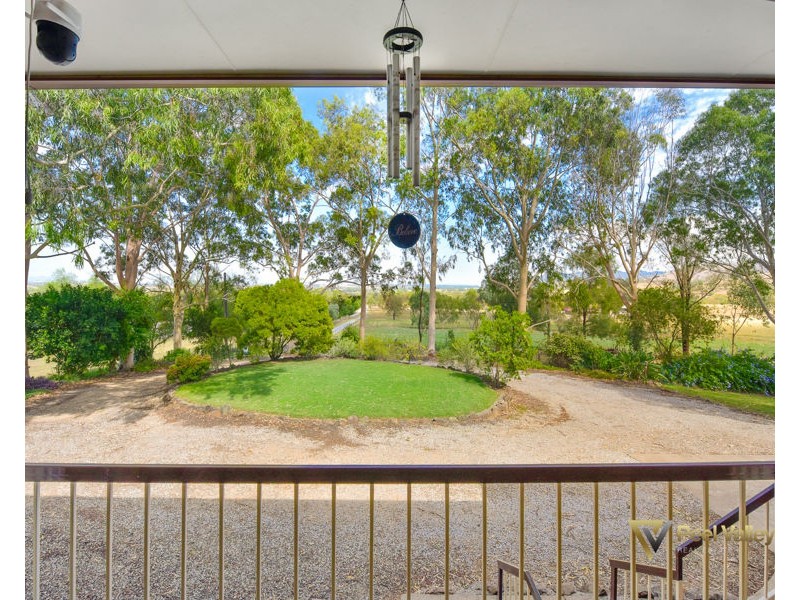 74 Martins Lane, Tamworth NSW 2340