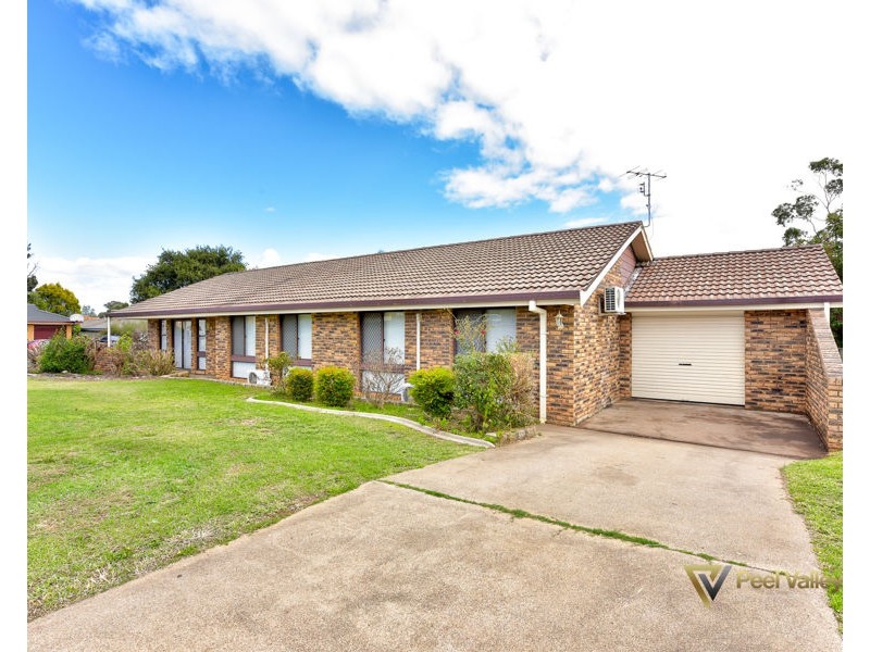 16 Kurrajong Street, Tamworth NSW 2340