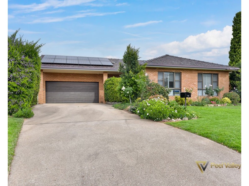 14 Caloola Street, Tamworth NSW 2340