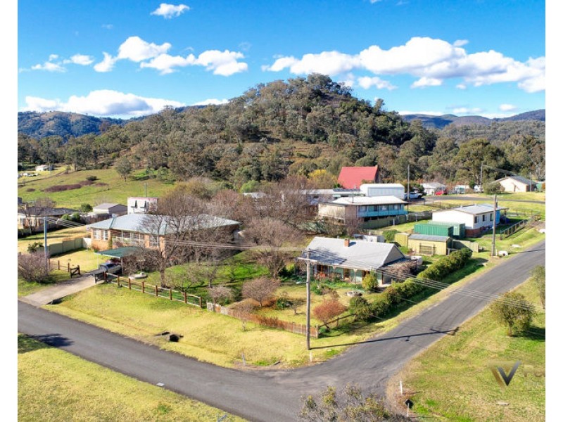 10 Gill Street, Nundle NSW 2340