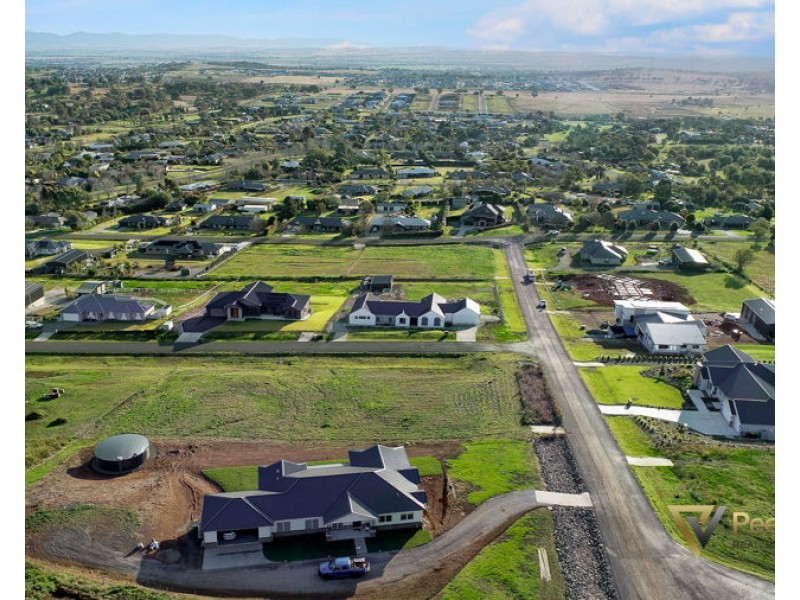 6 Spur Wing Close, Tamworth NSW 2340