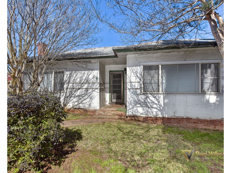 141 Johnston Street, Tamworth NSW 2340