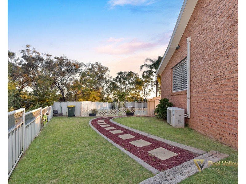 2 Eucalypt Avenue, Tamworth NSW 2340