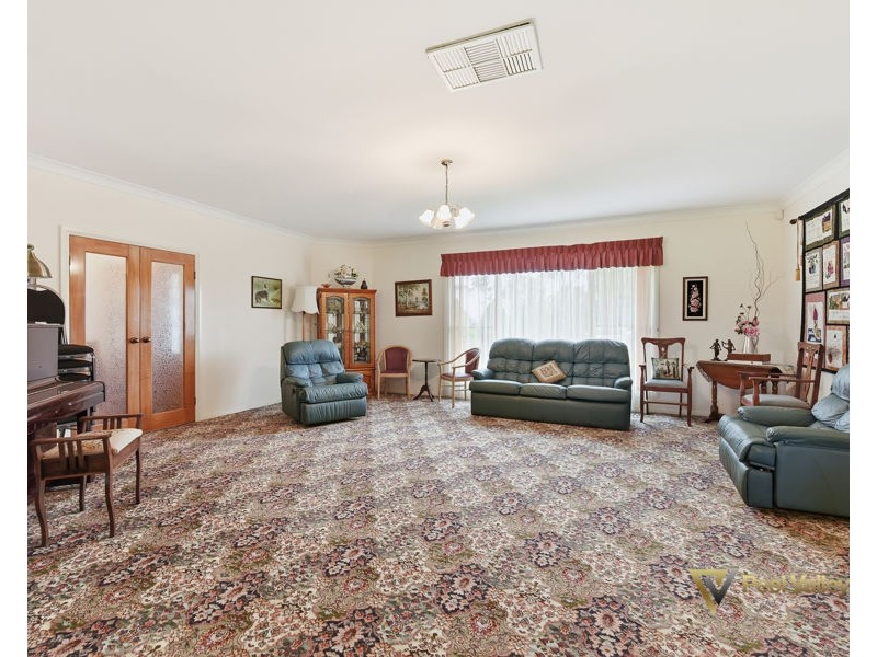 523 Burgmanns Lane, Tamworth NSW 2340