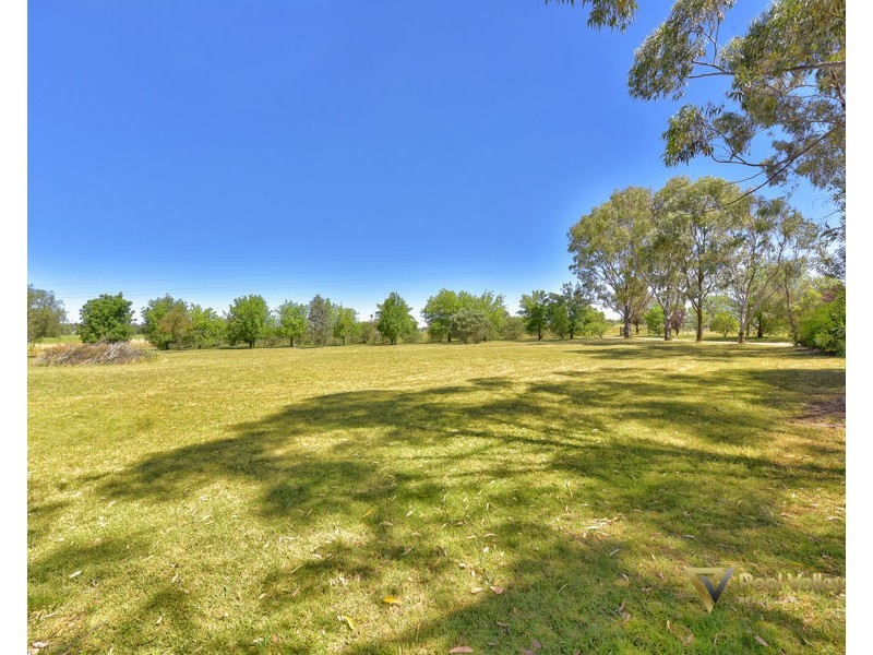 523 Burgmanns Lane, Tamworth NSW 2340