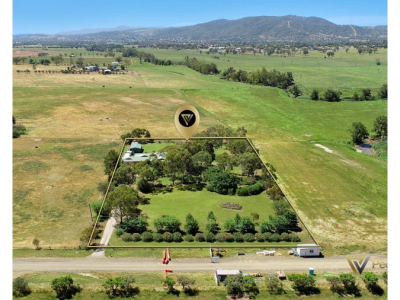 523 Burgmanns Lane, Tamworth NSW 2340