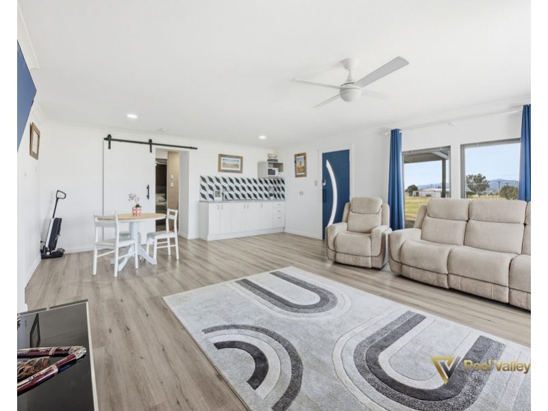 25 Murroon Road, Tamworth NSW 2340