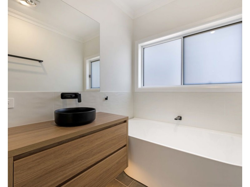 20 Currawong Drive, Tamworth NSW 2340