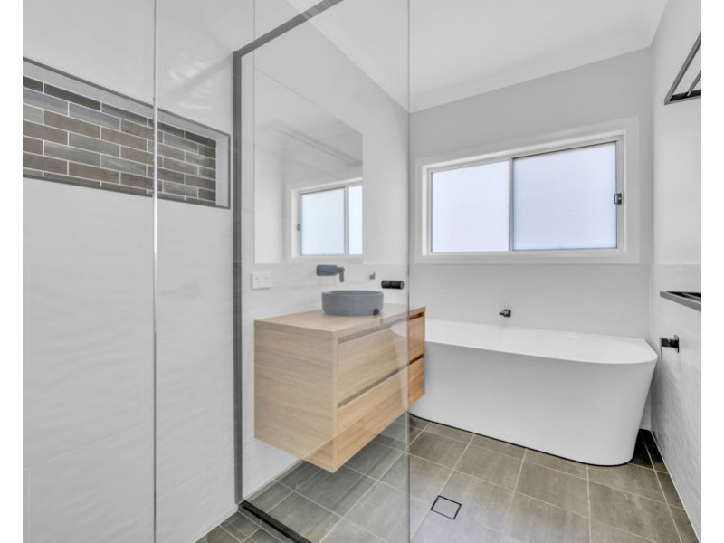 20 Currawong Drive, Tamworth NSW 2340