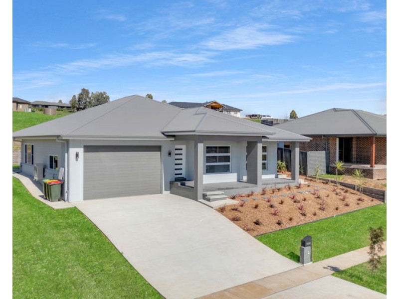 20 Currawong Drive, Tamworth NSW 2340