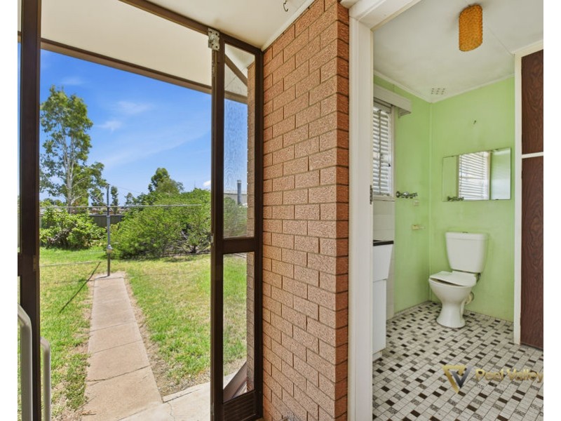 11 Kurrawan Street, Tamworth NSW 2340