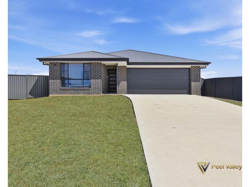 31 Evesham Circuit, Tamworth NSW 2340