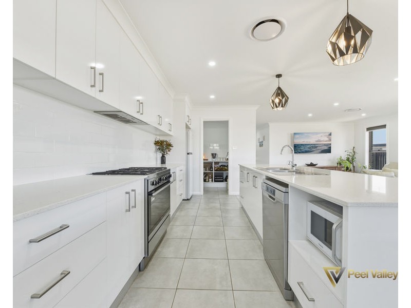 31 Evesham Circuit, Tamworth NSW 2340