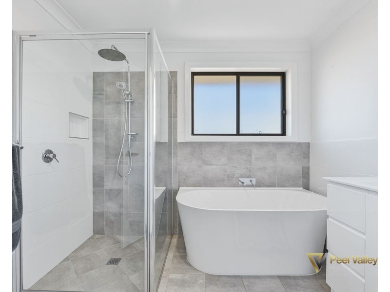 31 Evesham Circuit, Tamworth NSW 2340