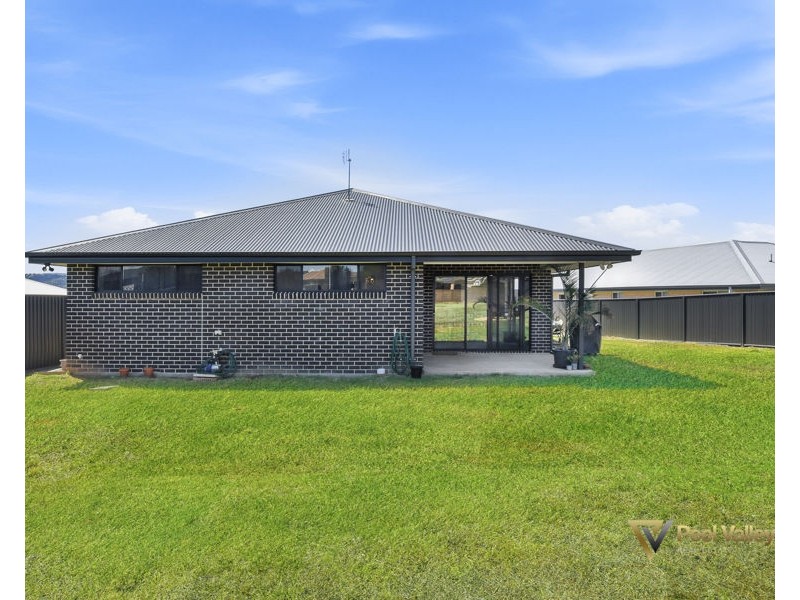 31 Evesham Circuit, Tamworth NSW 2340