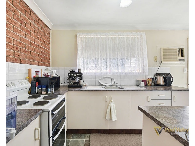 Unit 1 & Unit 2 24 Nancy Street, Tamworth NSW 2340