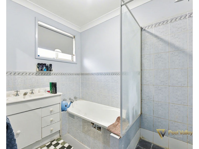 Unit 1 & Unit 2 24 Nancy Street, Tamworth NSW 2340