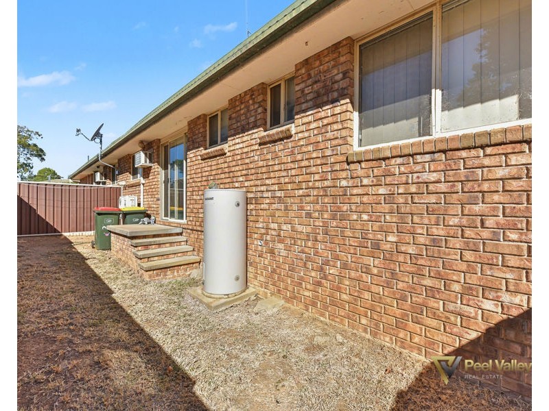 Unit 1 & Unit 2 24 Nancy Street, Tamworth NSW 2340