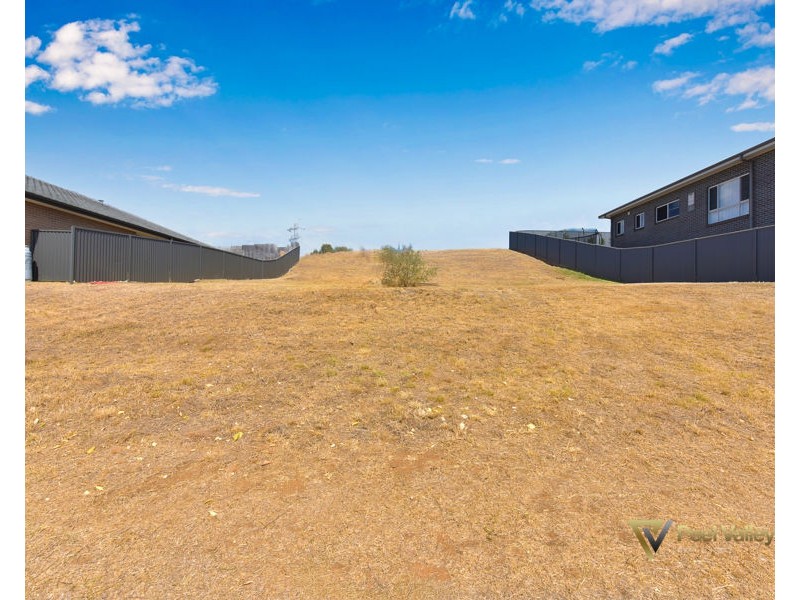 14 Currawong Drive Calala, Tamworth NSW 2340