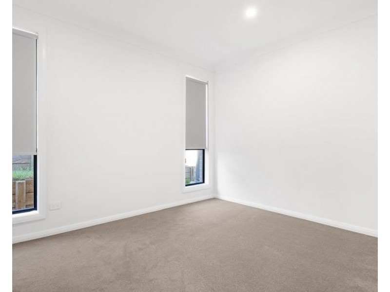 69 Valley Drive, Tamworth NSW 2340