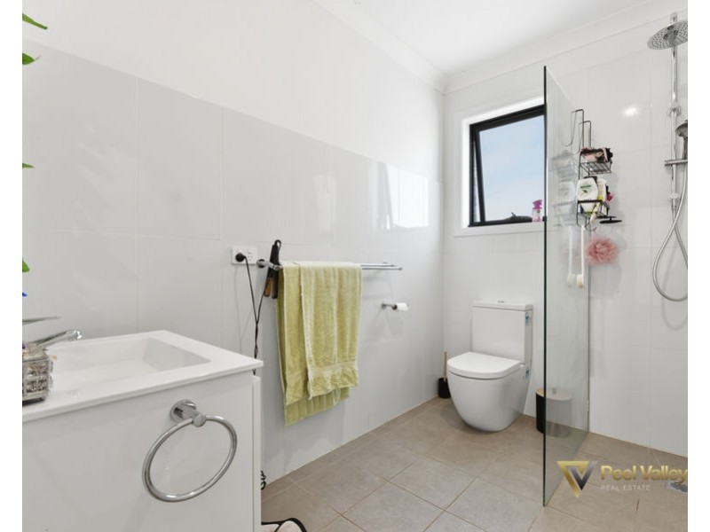 69 Valley Drive, Tamworth NSW 2340