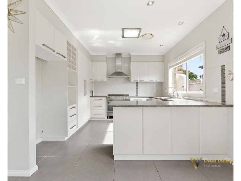 8 Ebony Close, Tamworth NSW 2340