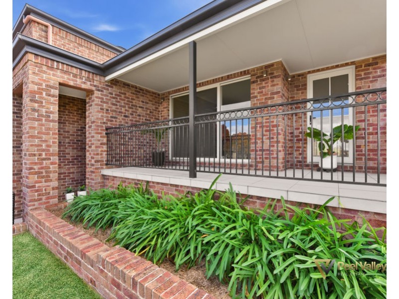 8 Ebony Close, Tamworth NSW 2340