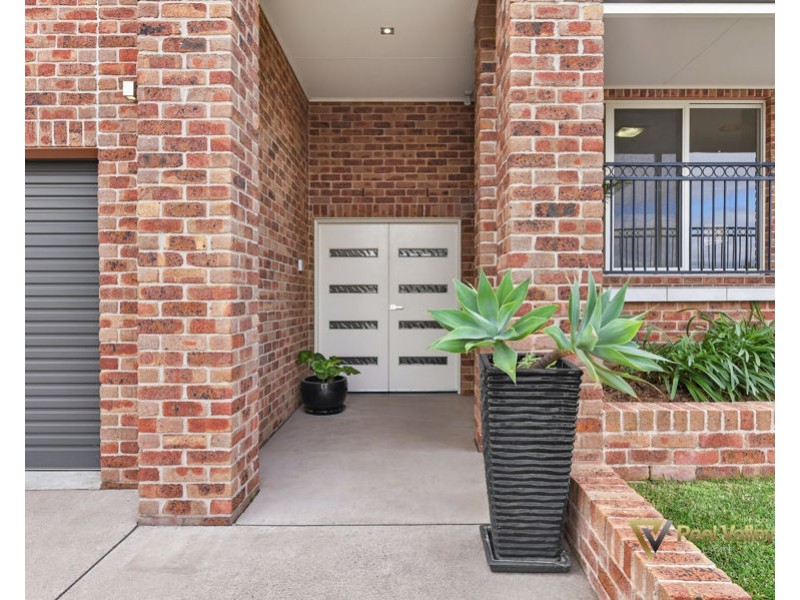8 Ebony Close, Tamworth NSW 2340