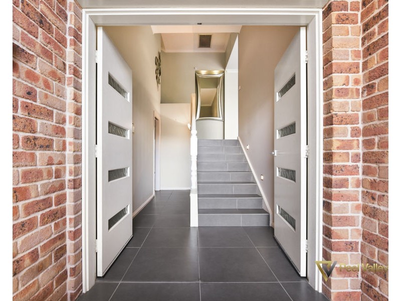 8 Ebony Close, Tamworth NSW 2340