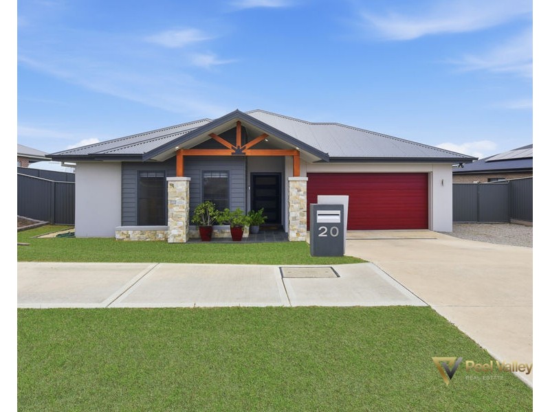 20 Grand Meadows Drive, Tamworth NSW 2340