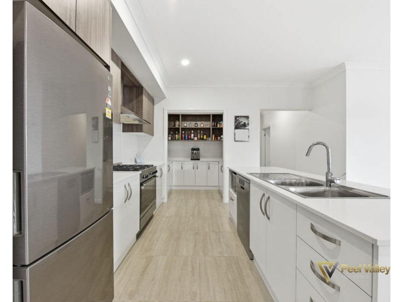 20 Grand Meadows Drive, Tamworth NSW 2340