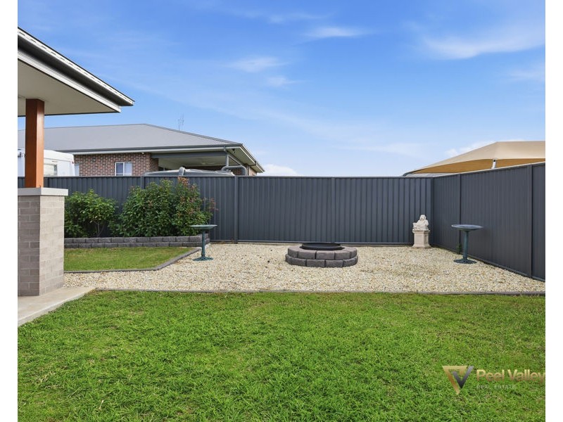 20 Grand Meadows Drive, Tamworth NSW 2340