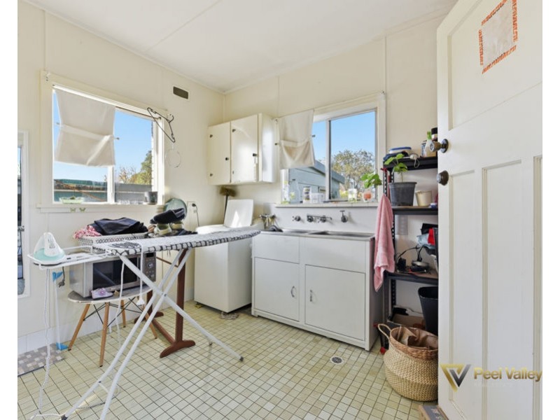 33 Bell Street, Tamworth NSW 2340