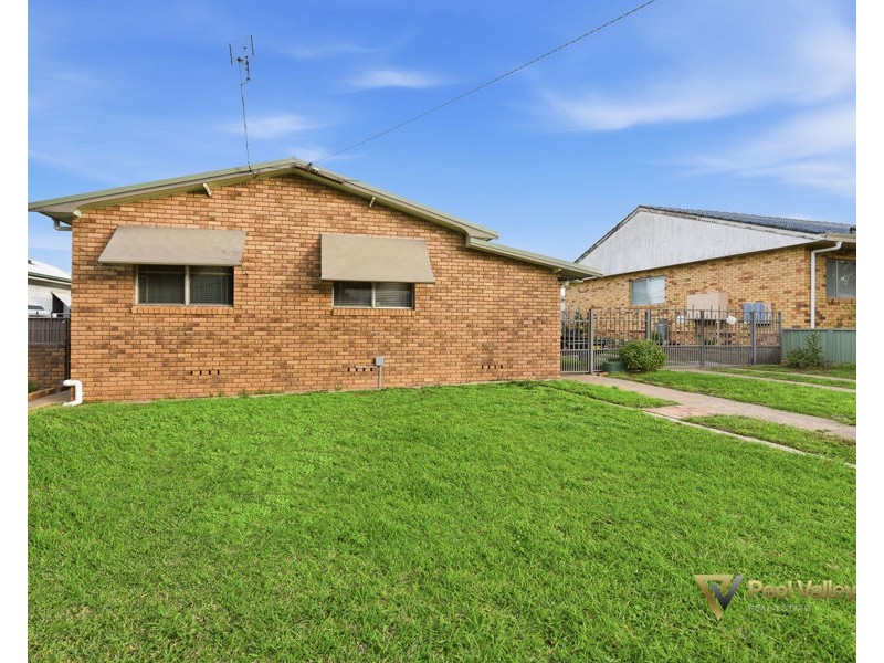 33 Bell Street, Tamworth NSW 2340
