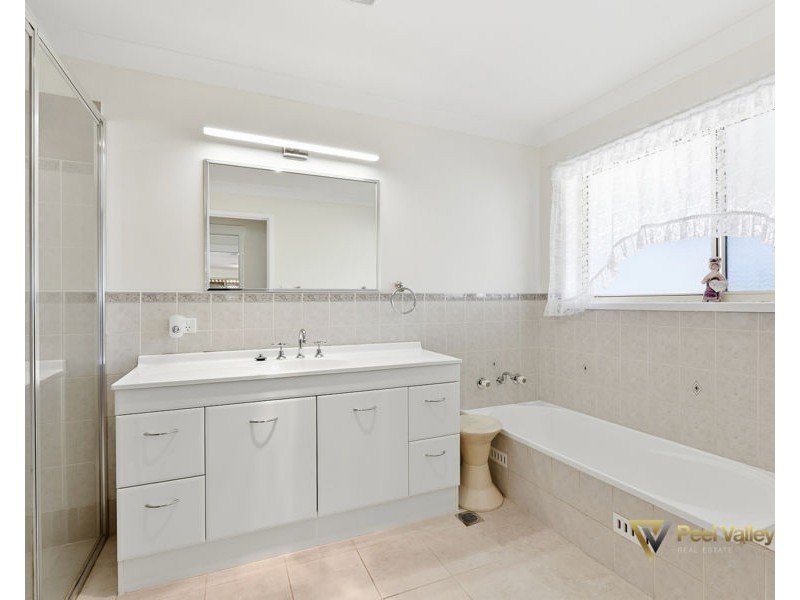 34 Pages Lane, Tamworth NSW 2340