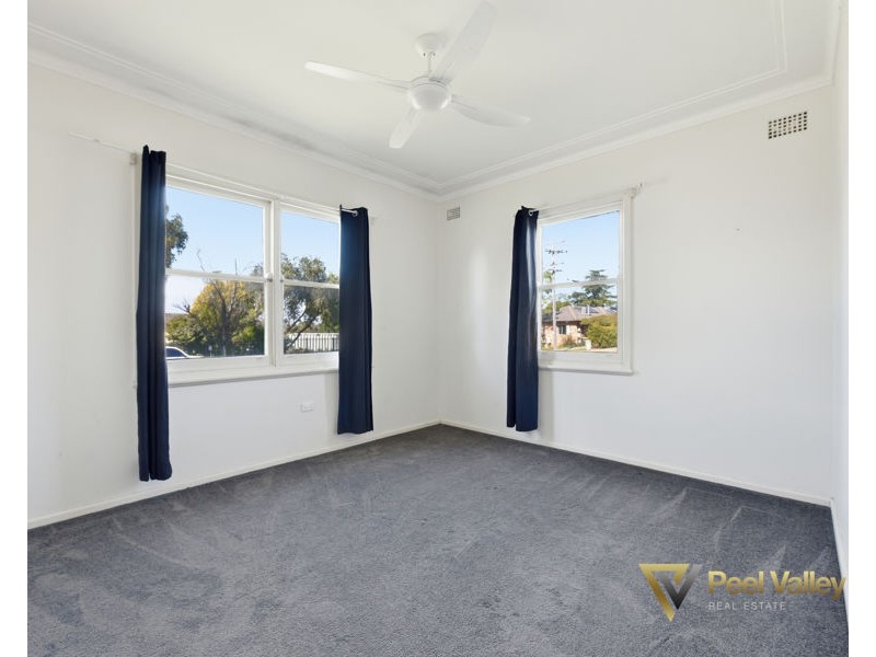 28 Churchill Street, Tamworth NSW 2340