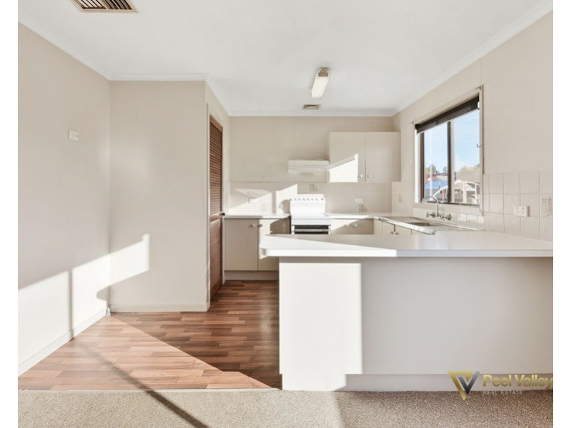 2 Hilda Lane, Tamworth NSW 2340