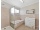 2 Hilda Lane, Tamworth NSW 2340